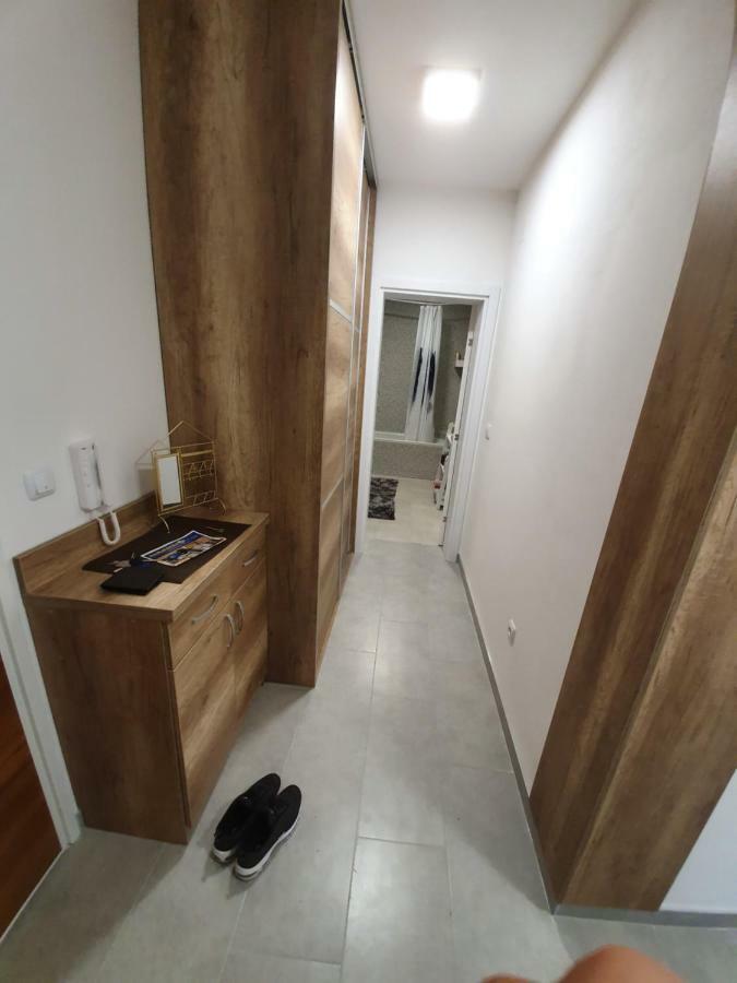 Apartman Lux Doboj Eksteriør billede